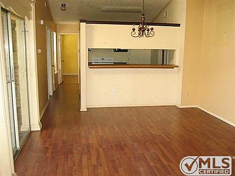2nd image of 4664 Baytree Dr
