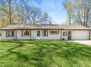 121 Prospect St, Plainwell, MI 49080