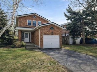 9 Tralee St, Brampton, ON L6Z2X4