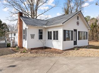 1423 Jim Thomas Rd, Demorest, GA 30535