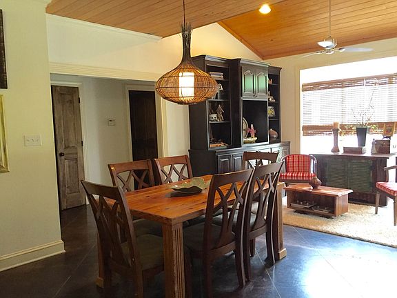 keeping room/breakfast