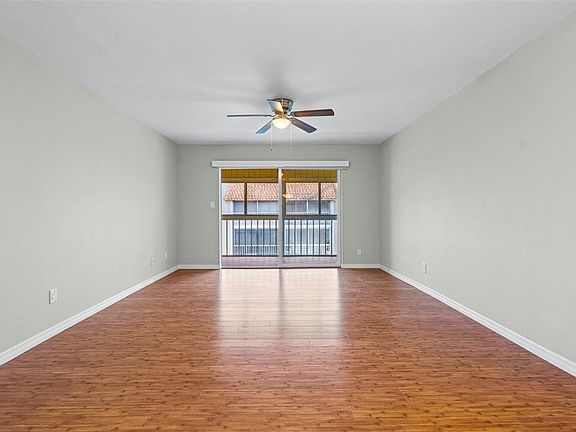 3rd image of 1310 GLEN OAKS DRIVE E #383E
