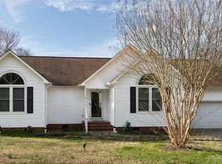 905 Pleasant Ridge Rd, Fort Mill, SC 29715