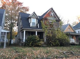 1609 S Center St, Terre Haute, IN 47802