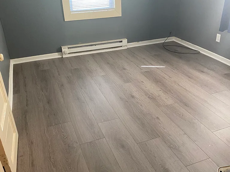 909B Park Ter — Photo 2
