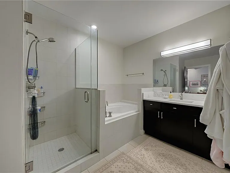 905 Juniper St NE #309 — Photo 17