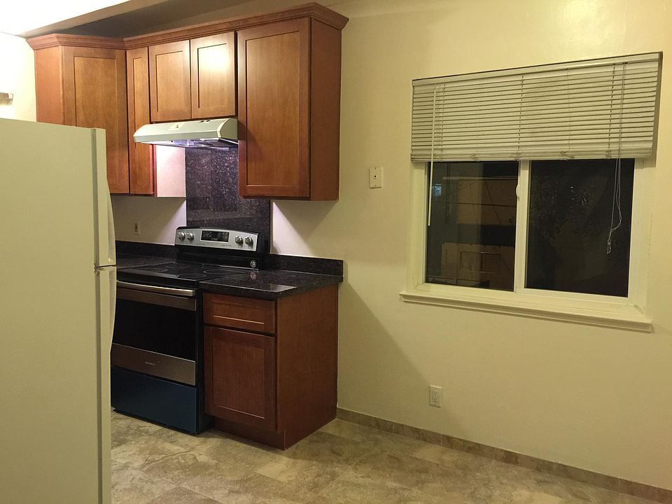 2nd image of 2341 William Dr APT 2