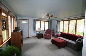 4th image of 1332 Gross Ave