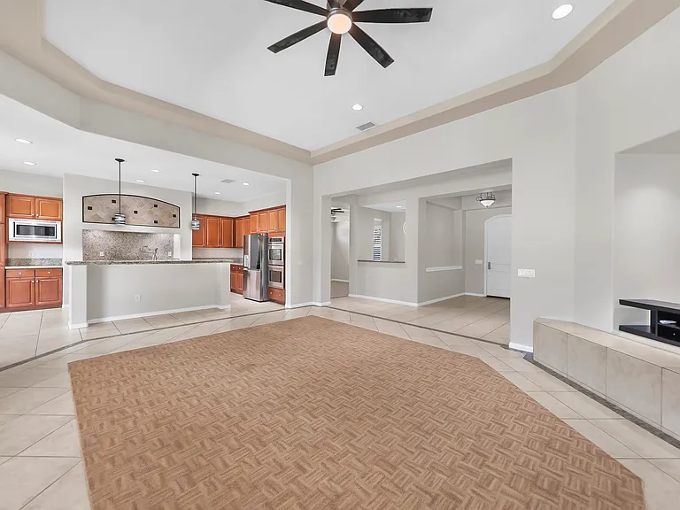 112 Tesori Dr — Photo 9