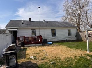 517 E Webster St, Osceola, IA 50213