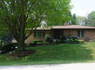 1721 Corona Rd, Rockford, IL 61108