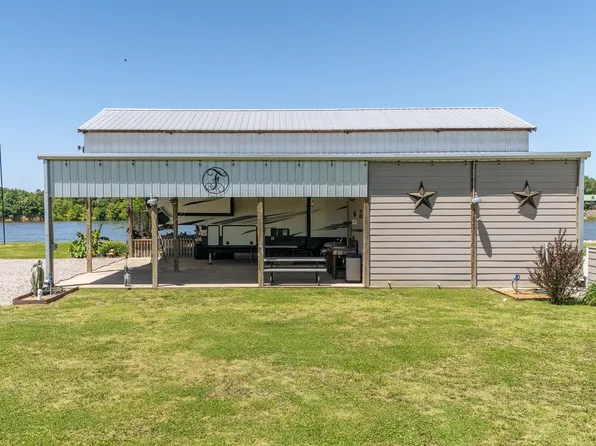 760 Declan Ln, Savannah, TN 38372