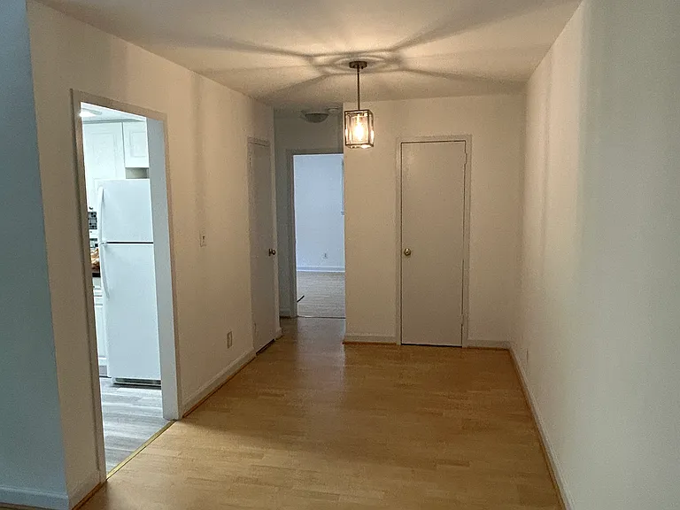 2036 N Woodrow St — Photo 9