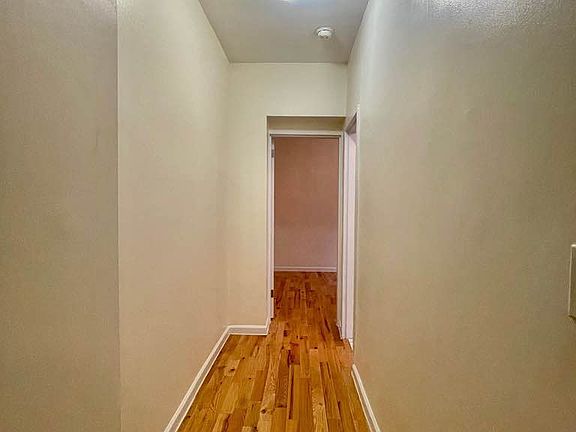 5th image of 515 W 111th St #4D