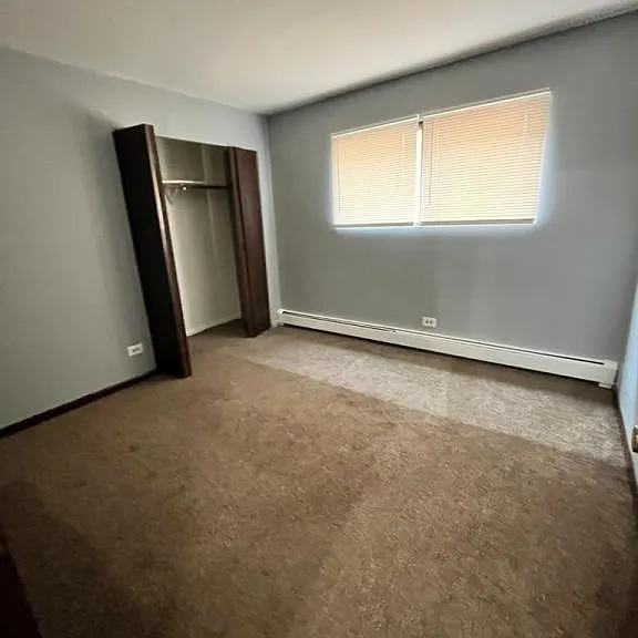 10602 Oak Tree Dr — Photo 3