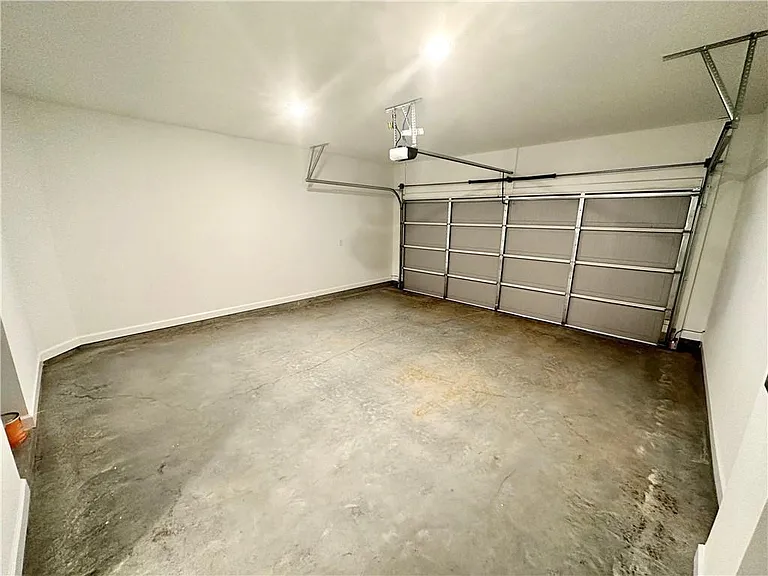 118 Bluffington Way — Photo 23