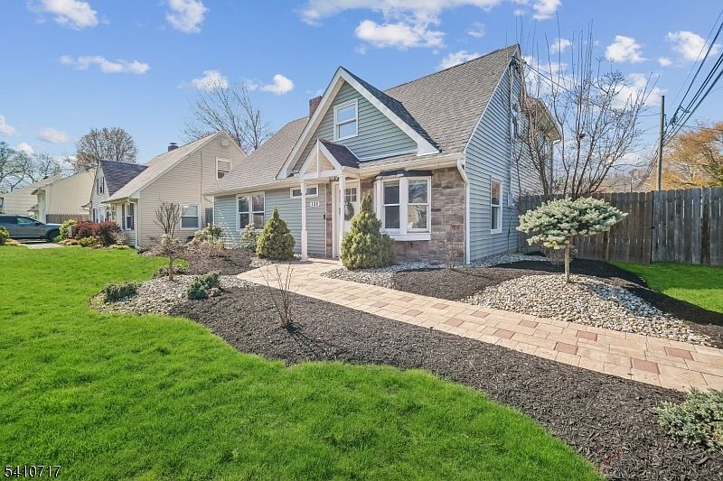 1st image of 126 Greenbrook Rd