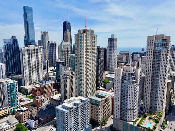 33 W Ontario St APT 48A, Chicago, IL 60654