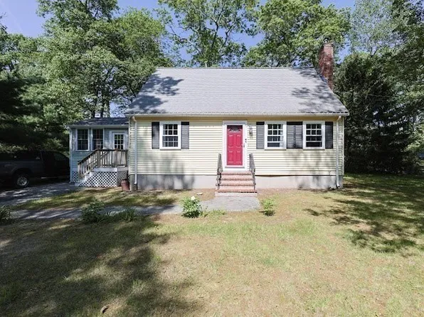 230 2nd St, Stoughton, MA 02072