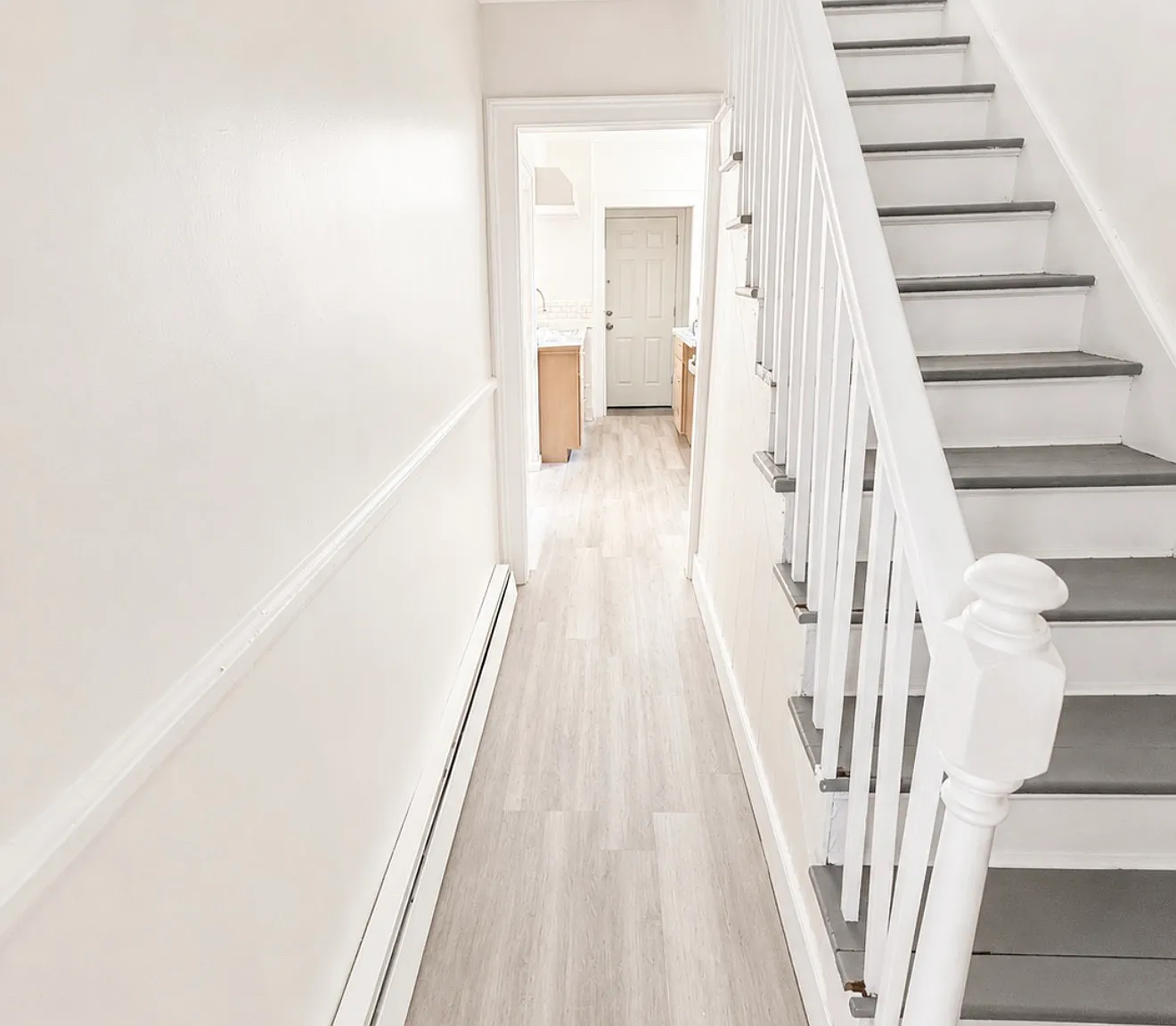 3 bed, 1600 sqft, $3,400 — Photo 4