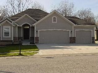 1909 Ruby Ln, Liberty, MO 64068