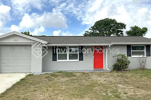 3423 Garfield Dr Photo 1