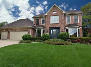 2760 Sandpiper Trl, West Chicago, IL