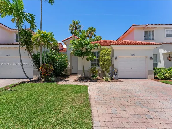 18739 SW 28th St, Hollywood, FL 33029