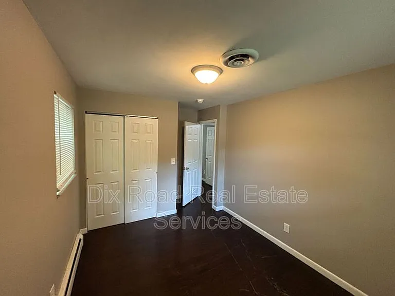 7914 Woody Hollow Dr — Photo 17