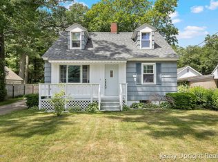 245 Birch Dr, Muskegon, MI 49445