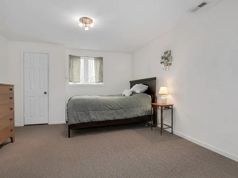 741 Beall Ave — Photo 13