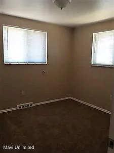 4695 Holland St — Photo 10