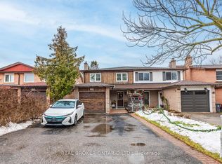 109 Robert Hicks Dr, Toronto, ON M2R 3R2