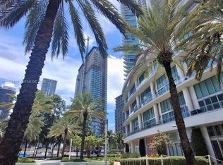 Mint, Miami, FL 33130