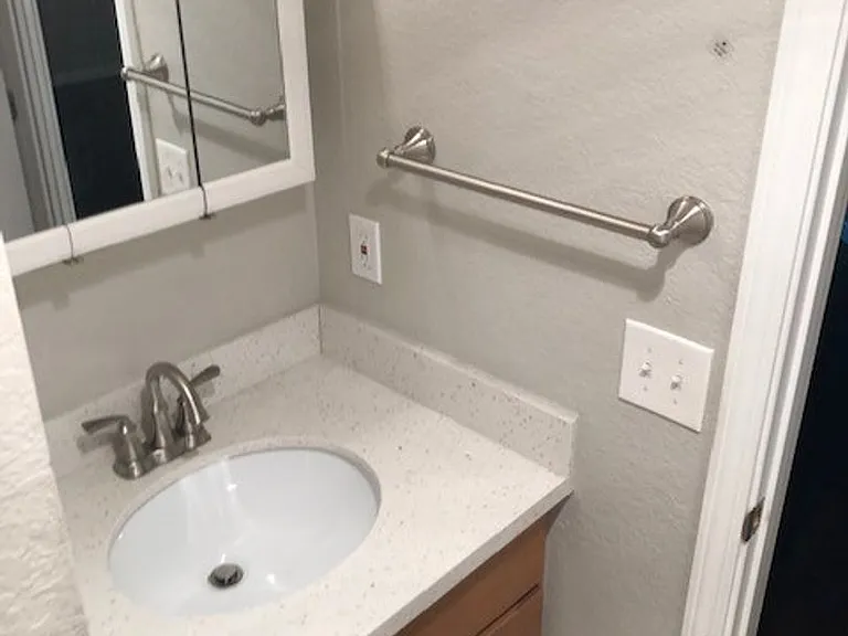12527 Roosevelt Way NE — Photo 48
