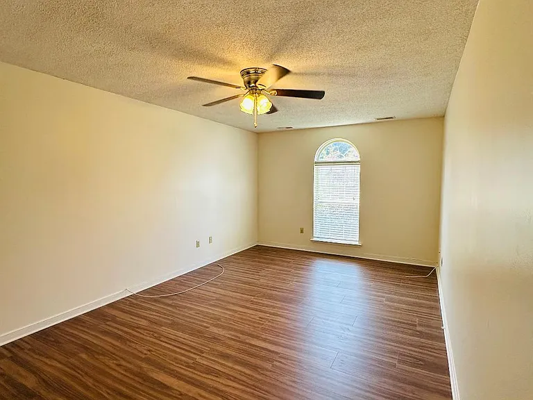 15206 Fern Hollow Ct — Photo 7