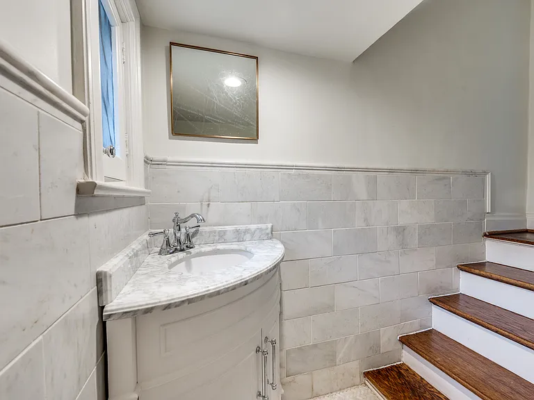 4329 Lorraine Ave — Photo 15
