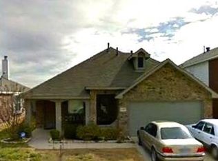 812 Cheryl St, Crowley, TX 76036