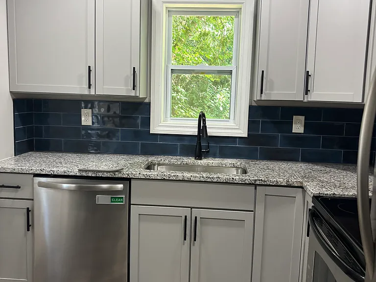 752 Brushwood Ave — Photo 5