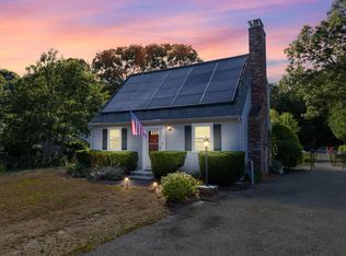 285 Acapesket Rd, East Falmouth, MA 02536