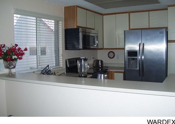 4th image of 420 Acoma Blvd S Unit 16