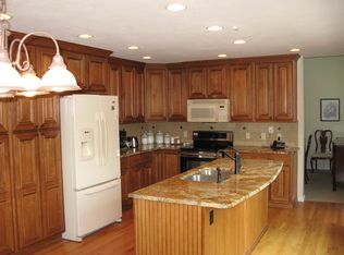 2290 S Holman Cir, Lakewood, CO 80228