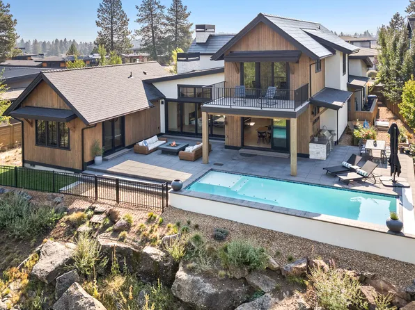 3018 NW Tharp Ave, Bend, OR 97703