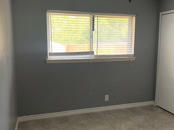 5th image of 7633 Sage Oak St