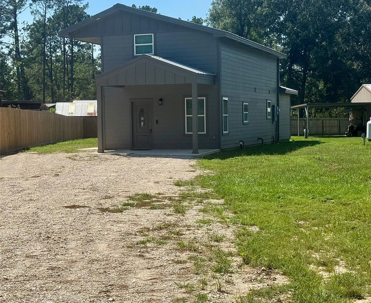 3 bed, 2.0 bath, 1642 sqft, $1,675 — Photo 3