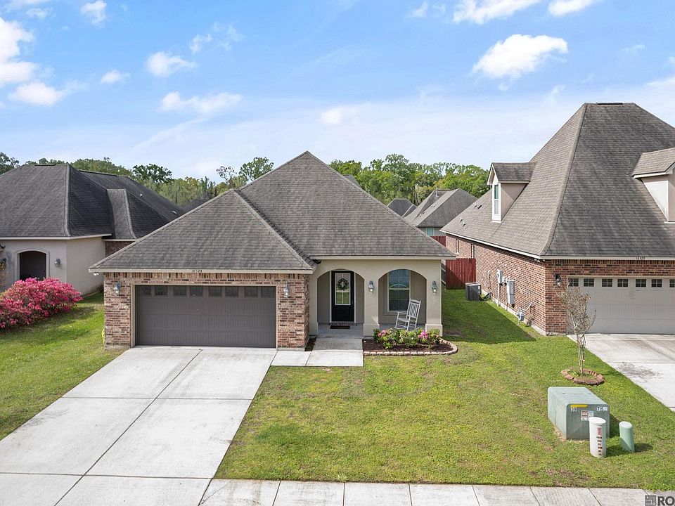 1st image of 16523 Gallion Dr