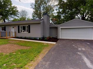7284 Hopkins Rd, Mentor, OH 44060