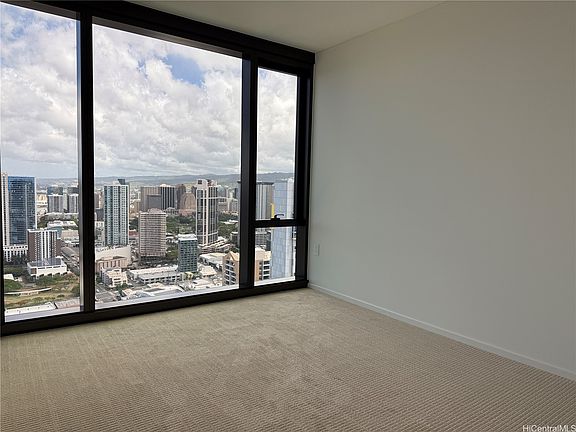 5th image of 333 Ward Ave #3907