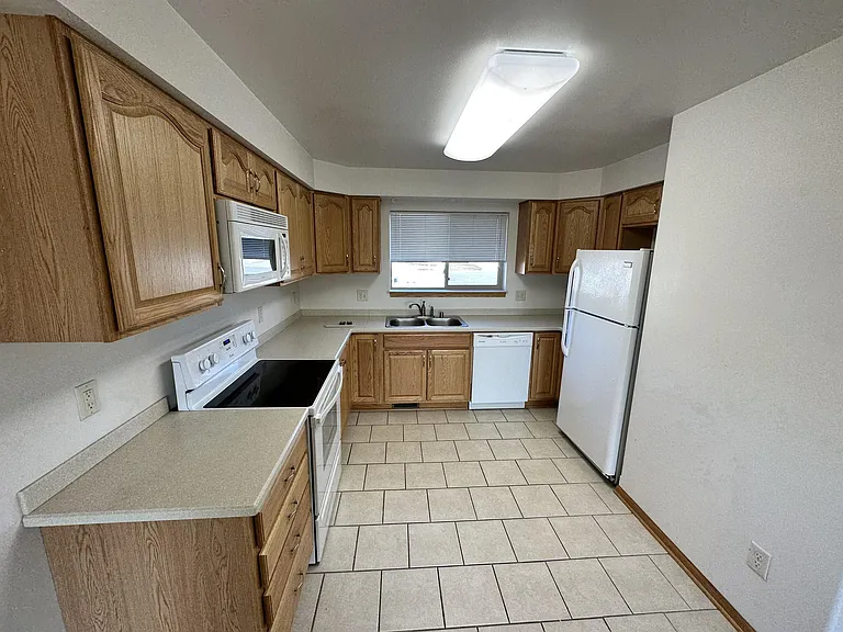 132 Sater St #1 — Photo 2