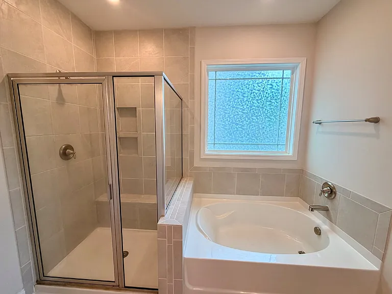 628 Colston Ln — Photo 16